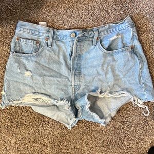 Women’s Levi 501 High Rise Shorts - W34